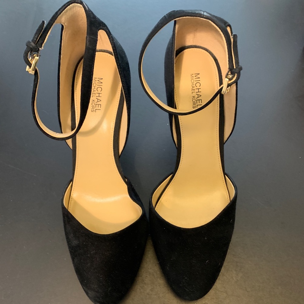 Michael Kors black suede heel size 9